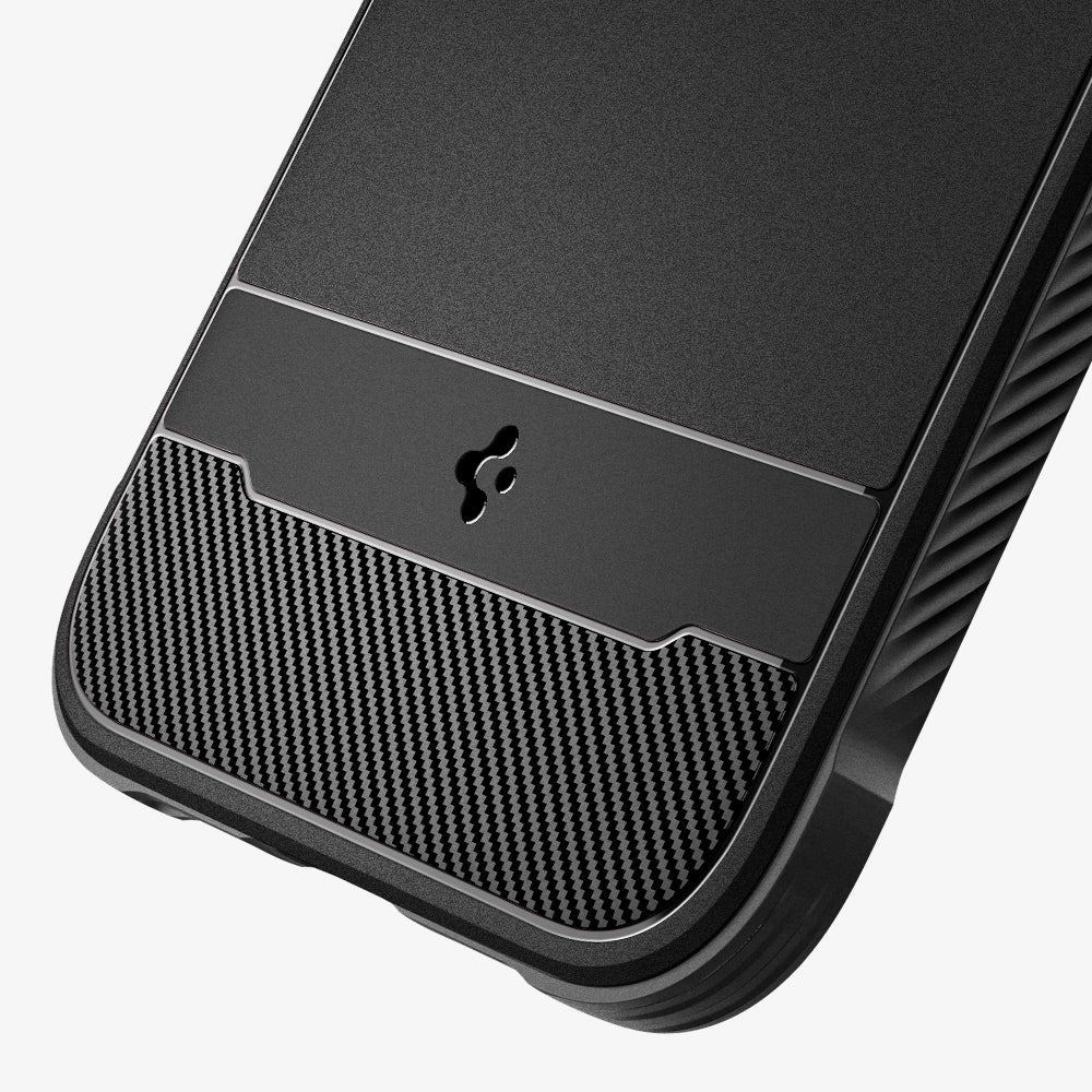 Чехол Spigen Rugged Armor для iPhone 17